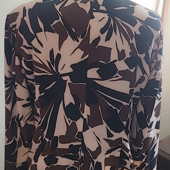 Harvé Benard jacket size 10 can be pairs with anything - Picture 3 of 4